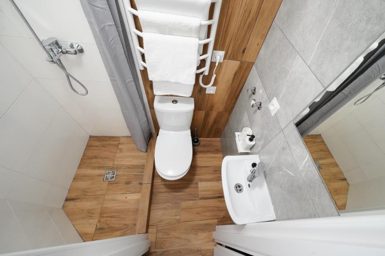 Myfreedom Апартаменти Метро Печерська Військовий Госпіталь Kiev Exterior foto